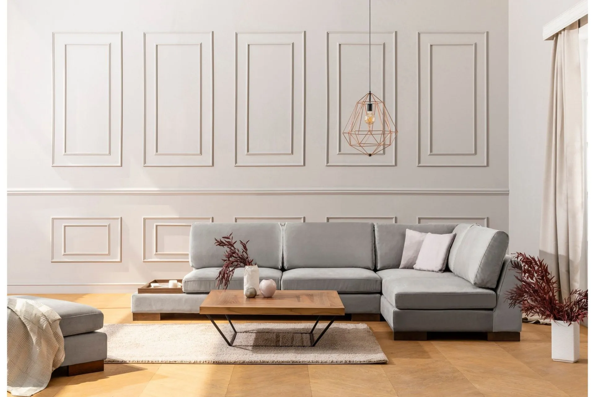 Hjørnesofa-Tulima Sofa med Sjeselong m Krakk Høyre Lysegrå