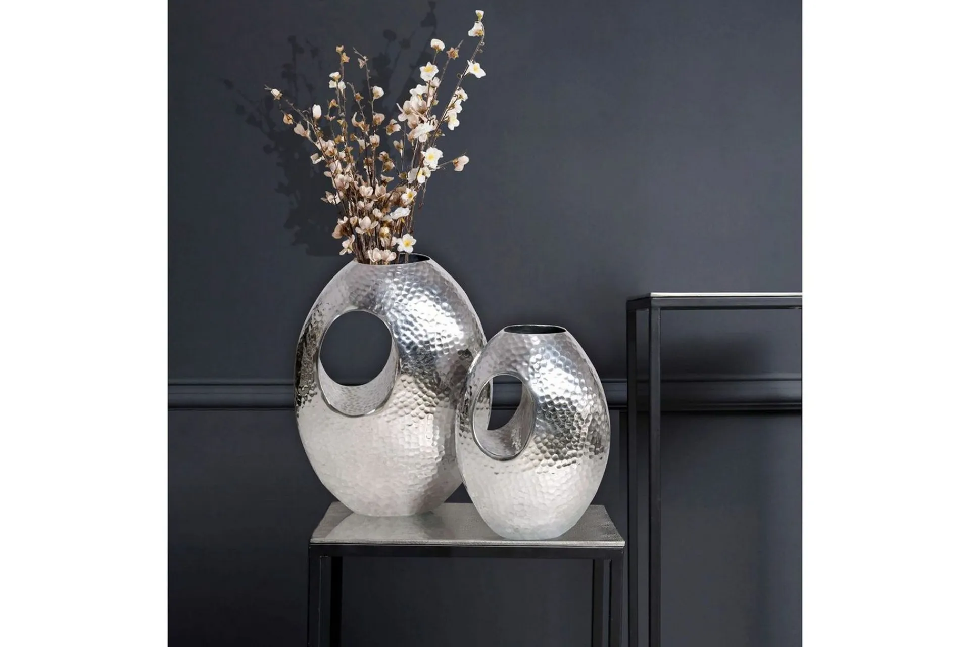 Wohnling Blomstervase-Vase Sett av 2 Aluminium Hamret utseende, moderne loftstil Sølv