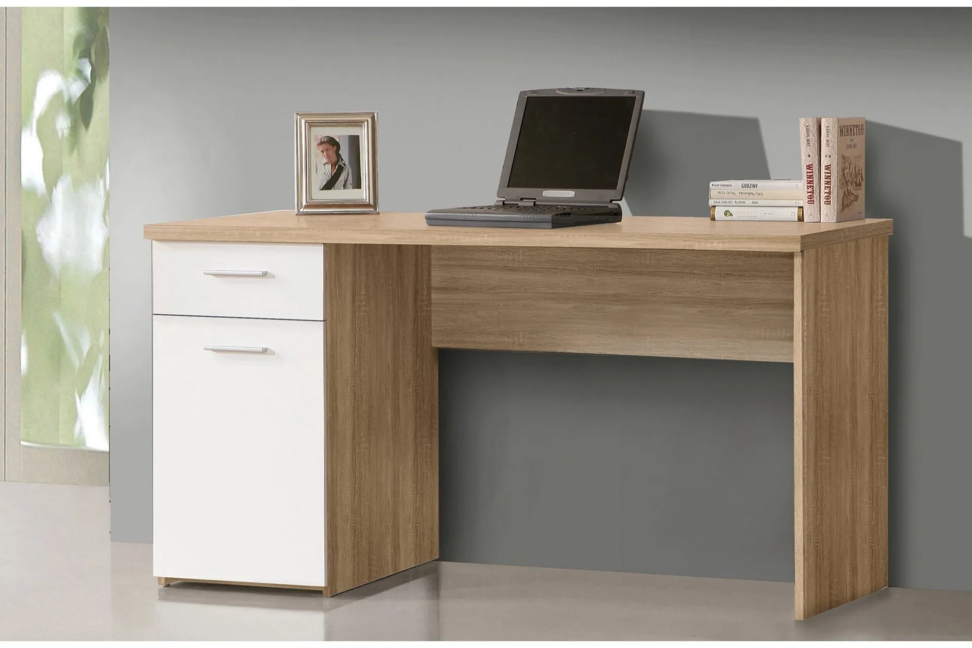Zafeer Skrivebord 140 cm med Oppbevaringsskuff + Skap